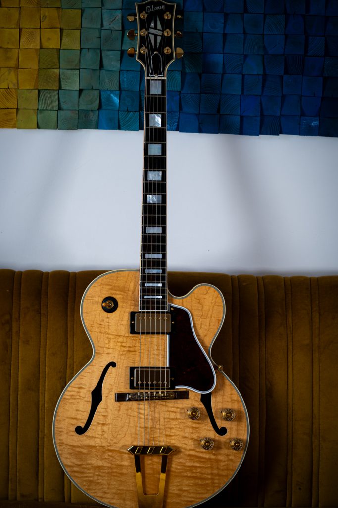 Gibson ES-275