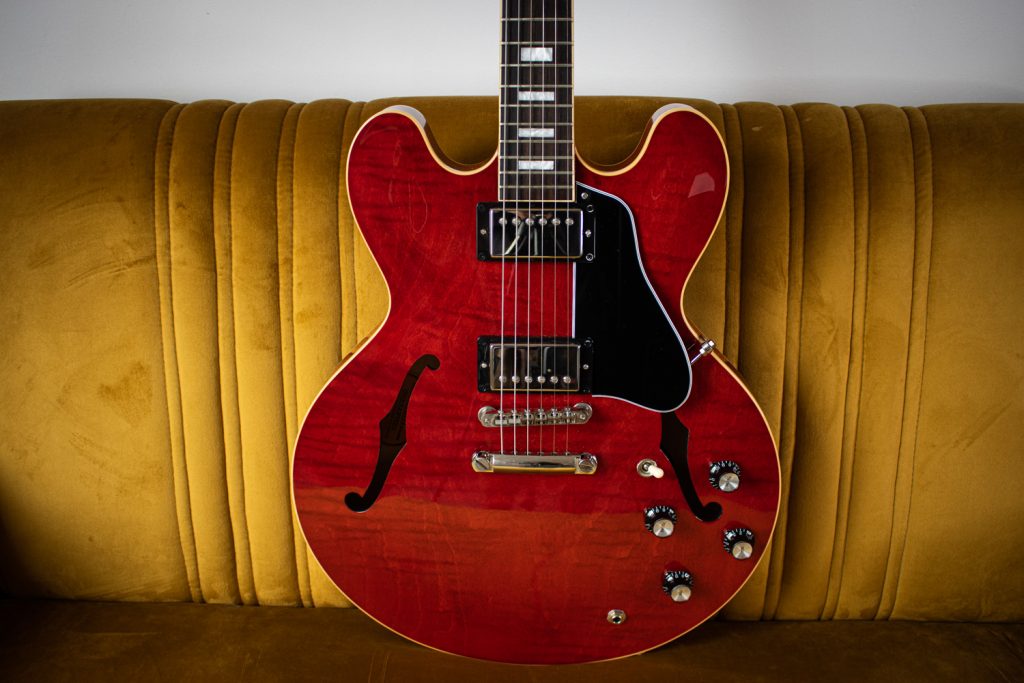 Gibson ES-335 Figured Sixties Cherry